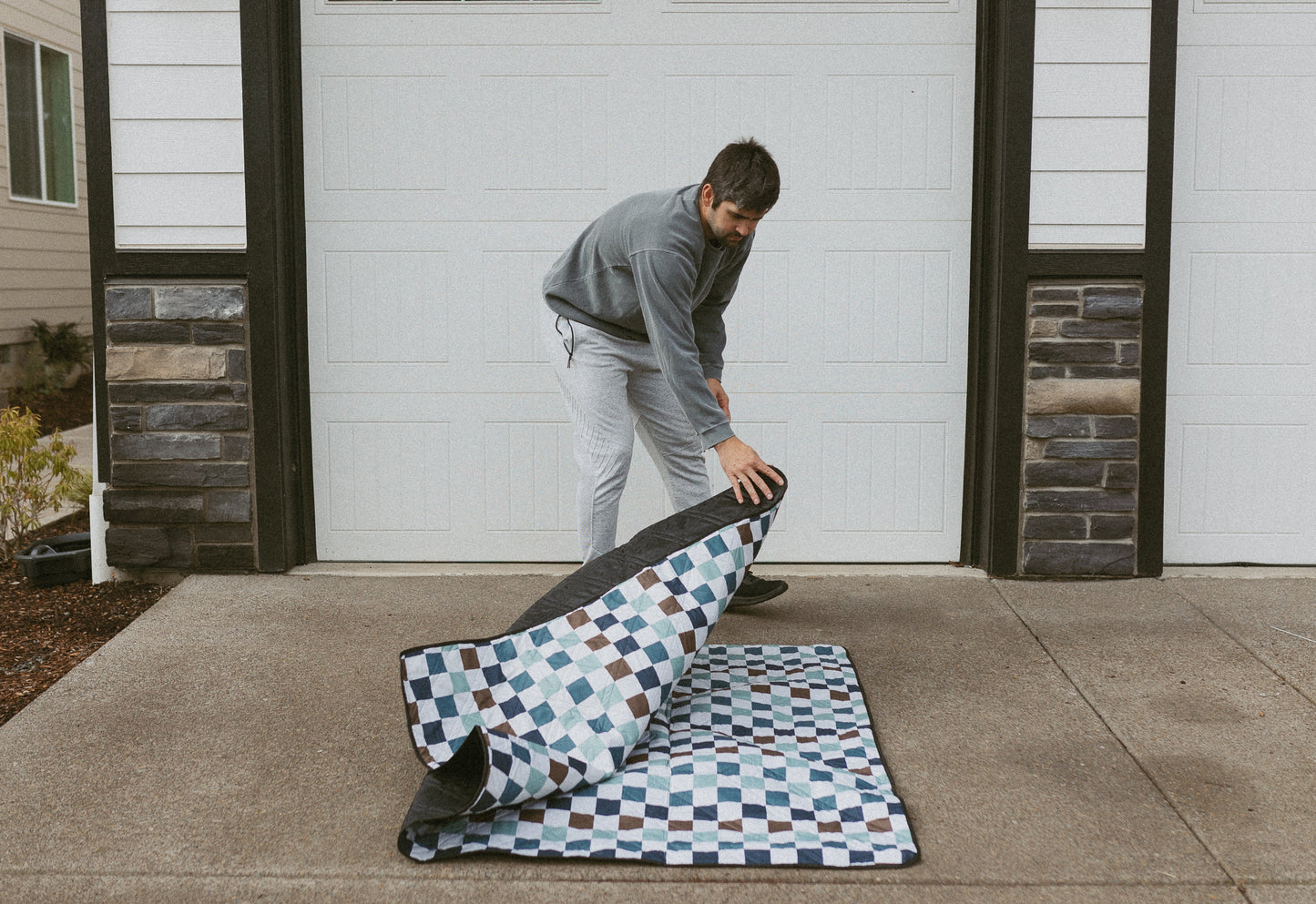 Outdoor Blanket || Smiley