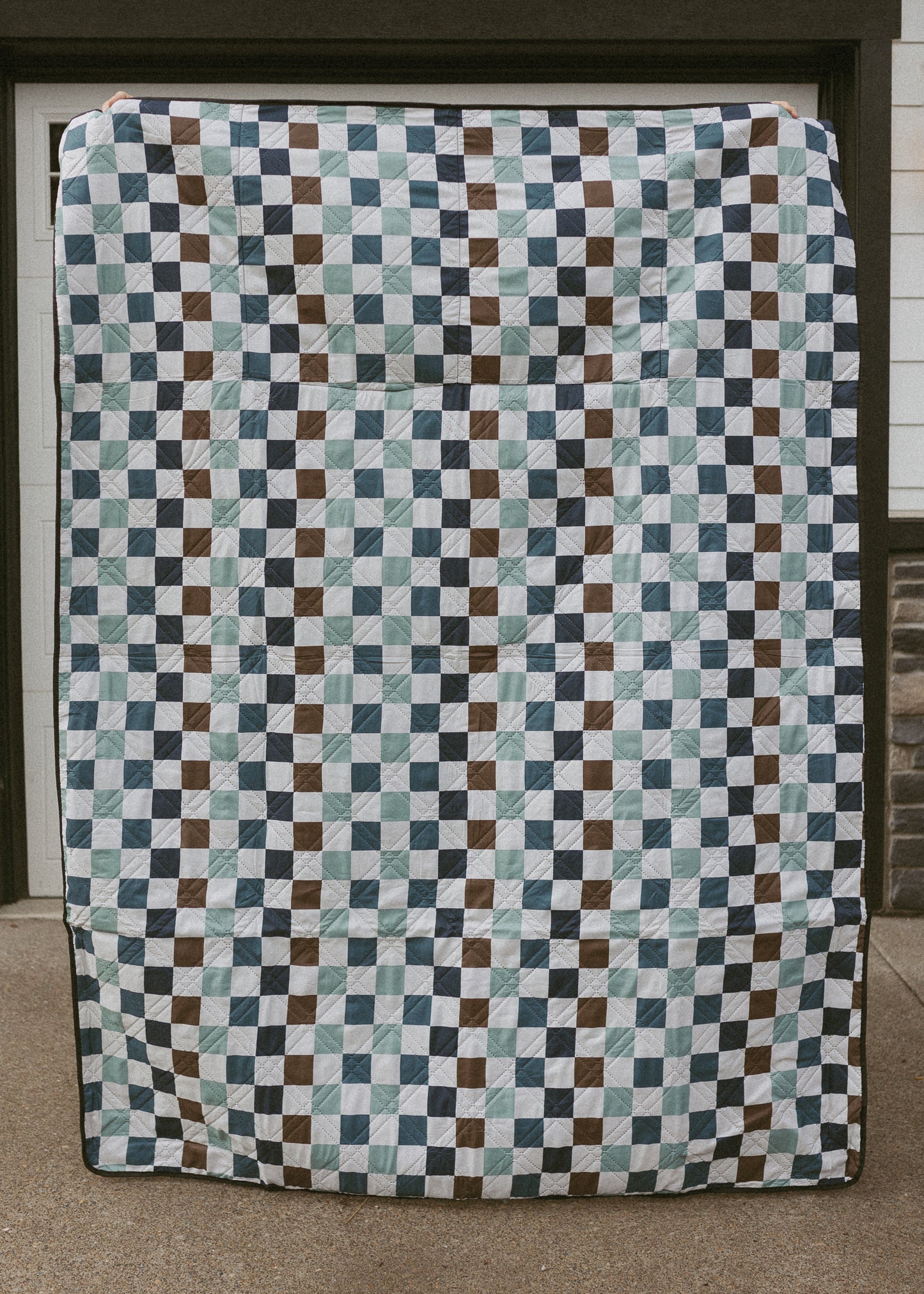 Outdoor Blanket || Blue/Brown Checkered