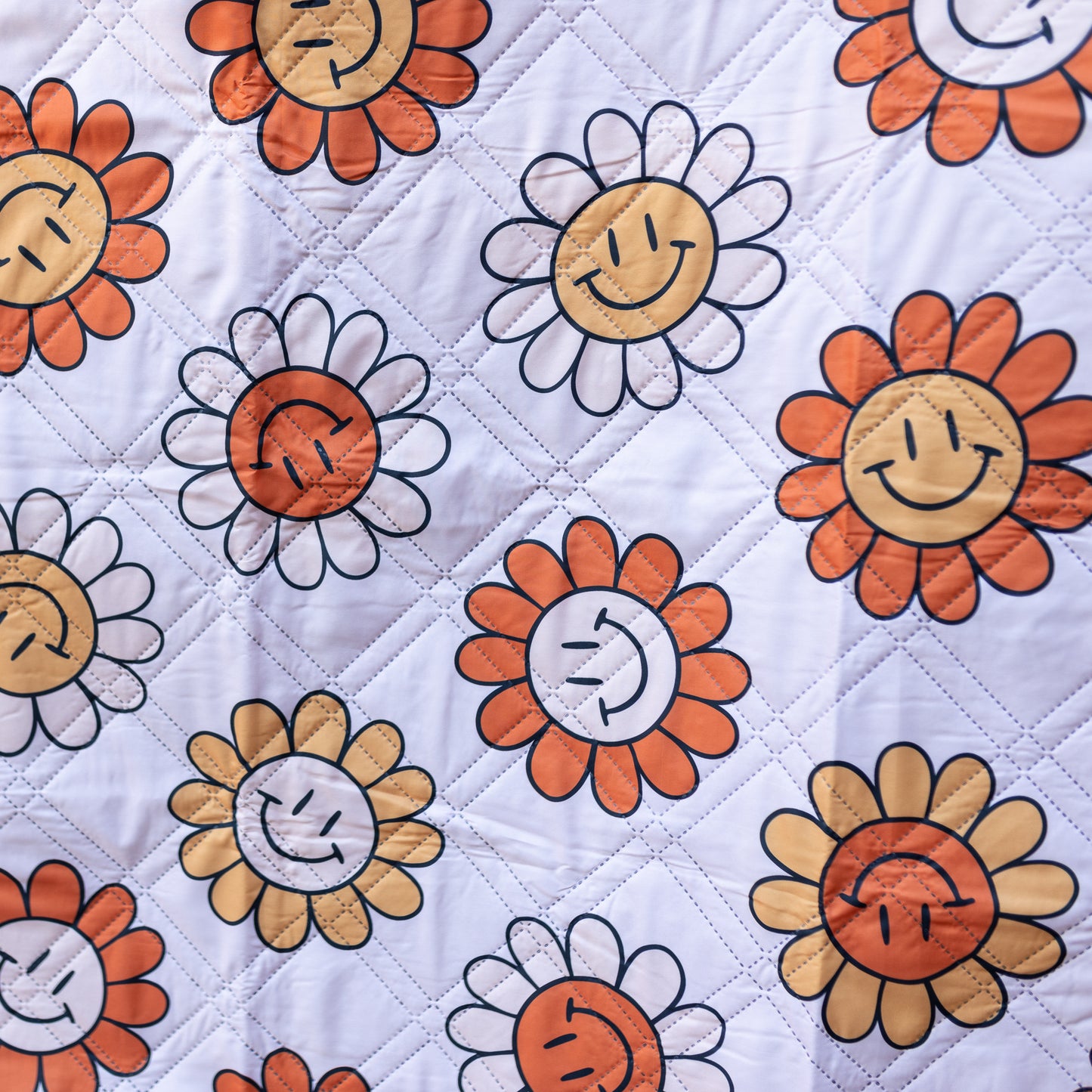Outdoor Blanket || Smiley Daisy