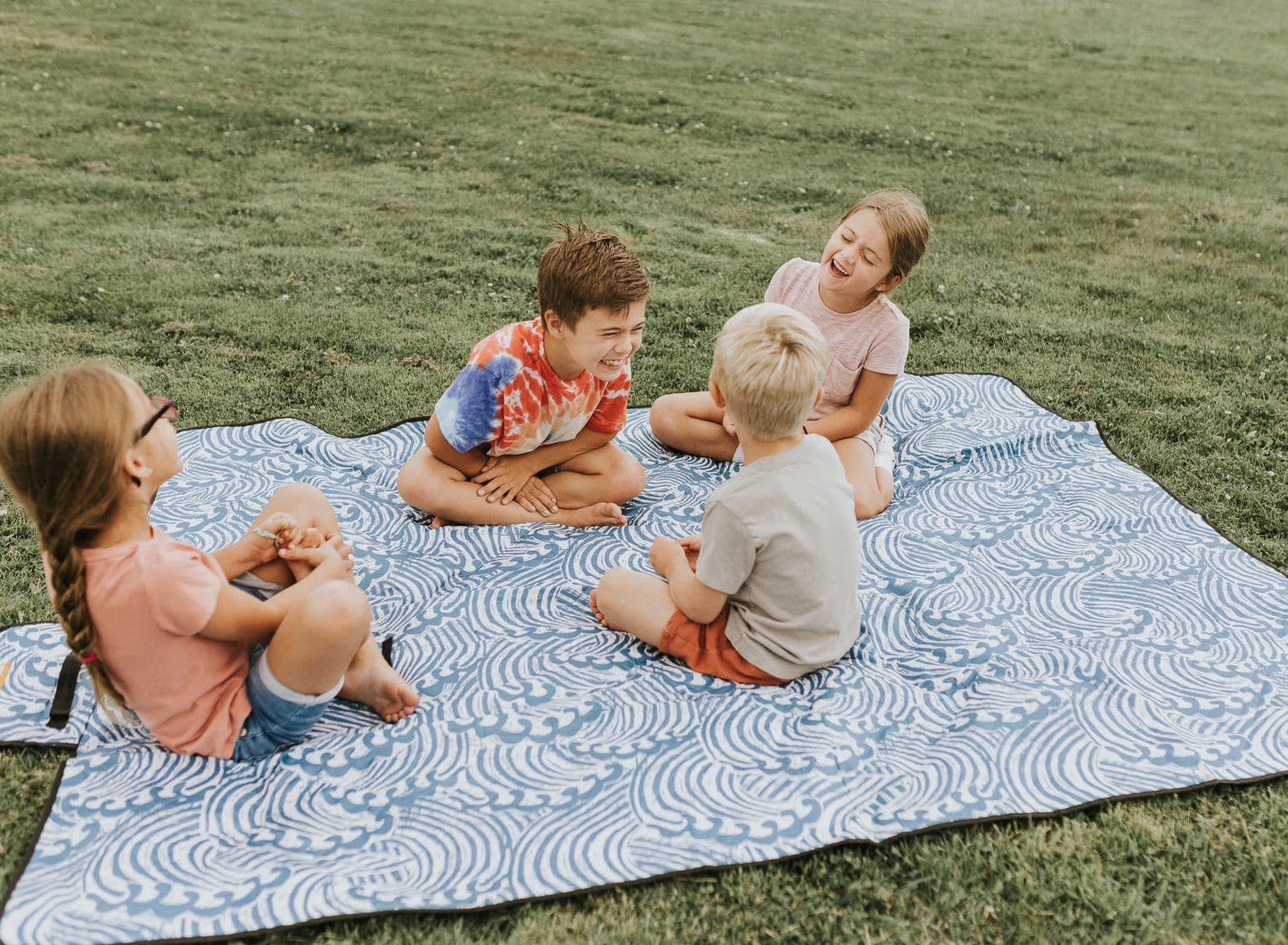 Outdoor Blanket || Waves