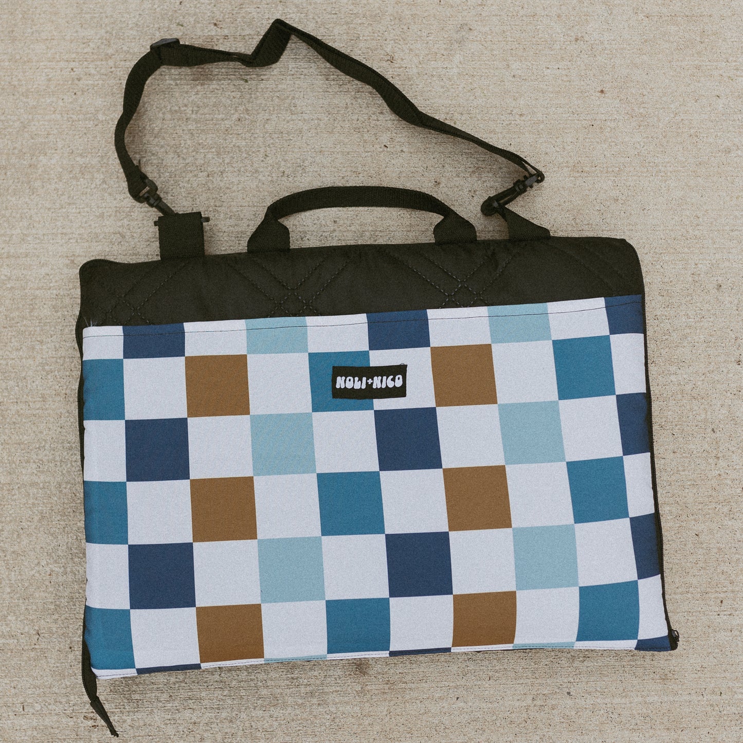 Outdoor Blanket || Blue/Brown Checkered